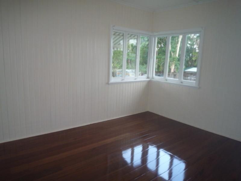 80 Hayward Street, Mooroobool QLD 4870