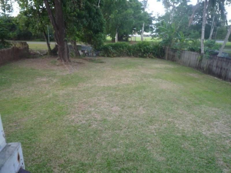 80 Hayward Street, Mooroobool QLD 4870