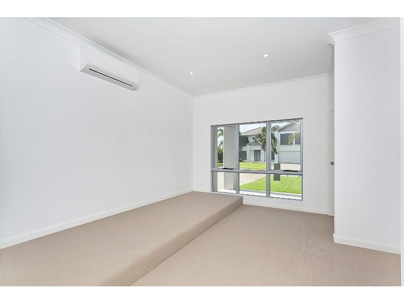 3 Iridescent Close, Trinity Park QLD 4879