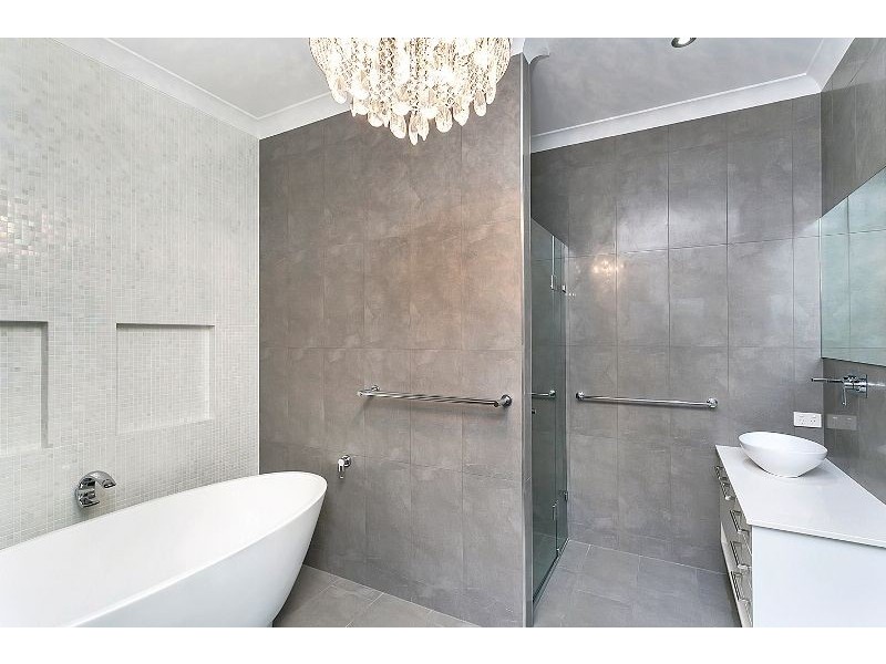 3 Iridescent Close, Trinity Park QLD 4879