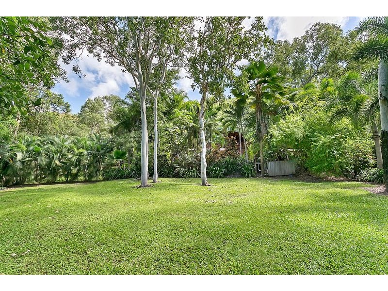 38-42 Alexandra Street, Clifton Beach QLD 4879