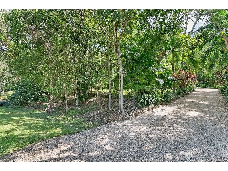 38-42 Alexandra Street, Clifton Beach QLD 4879