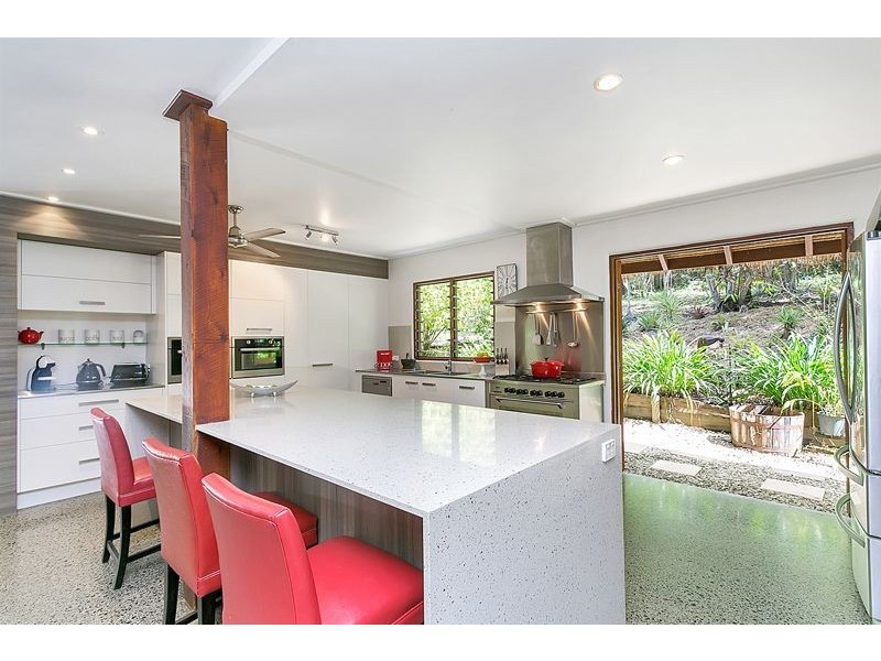 38-42 Alexandra Street, Clifton Beach QLD 4879