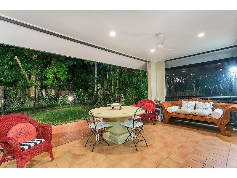 70 Summerhill Drive, Mooroobool QLD 4870