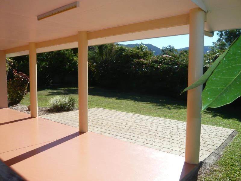 30 Albatross Street, Kewarra Beach QLD 4879