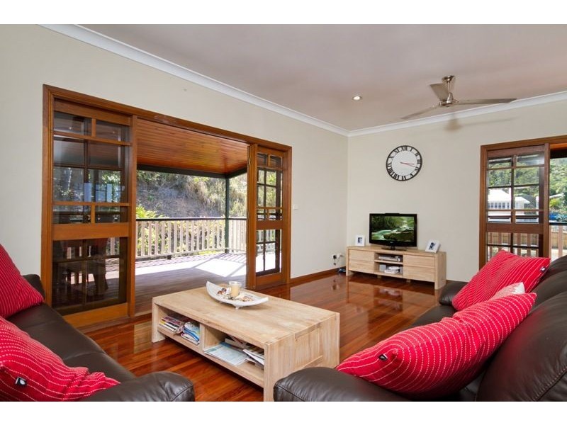 7 Hillside Close, Aeroglen QLD 4870