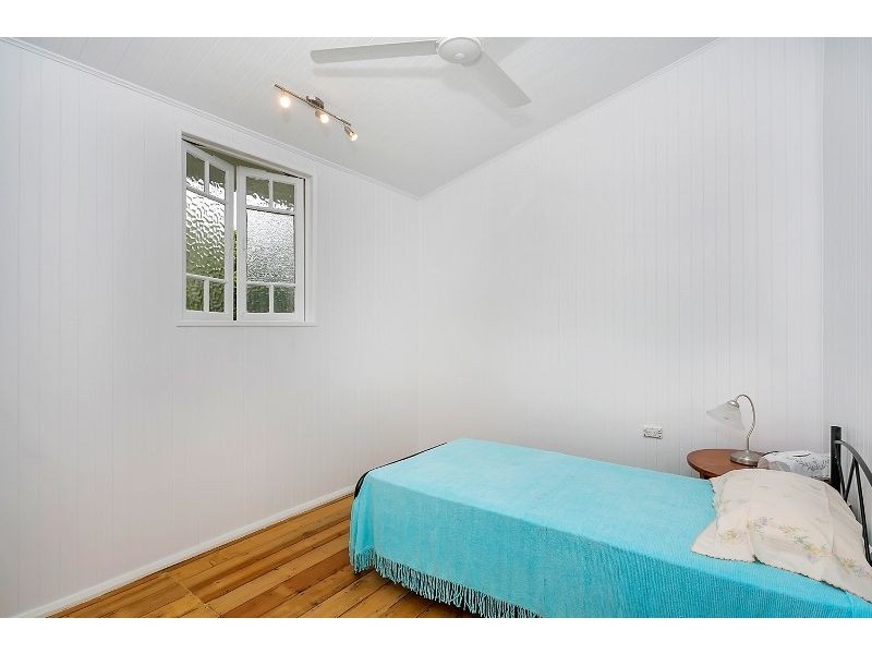 331 Mcleod Street, Cairns North QLD 4870