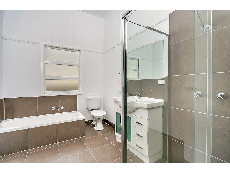 331 Mcleod Street, Cairns North QLD 4870