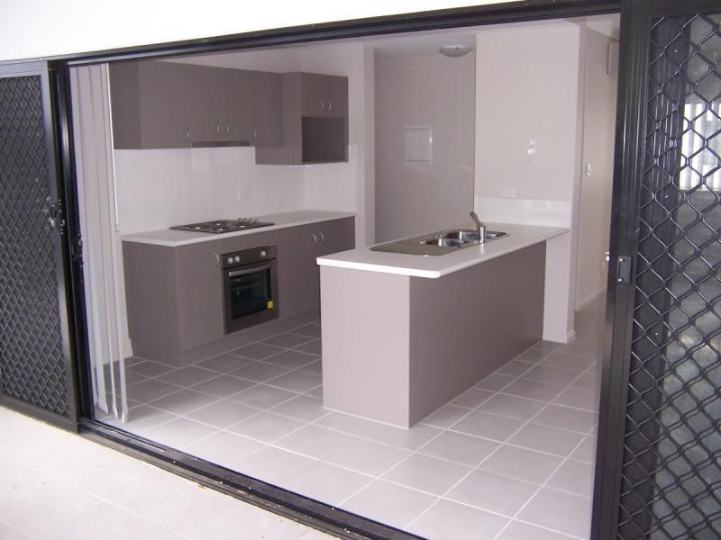 17/4-6 Olive Street, Manoora QLD 4870