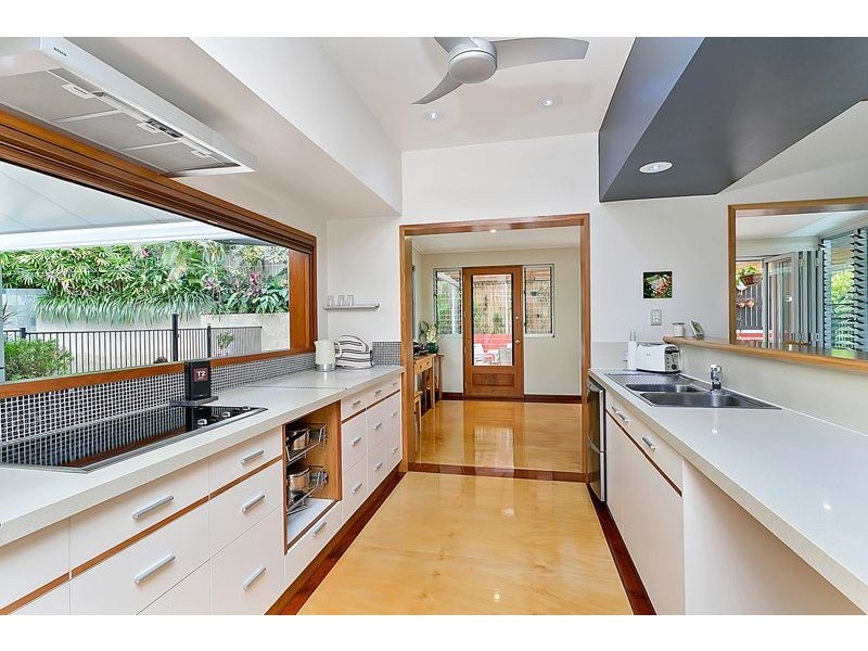 41 Trundle Terrace, Whitfield QLD 4870
