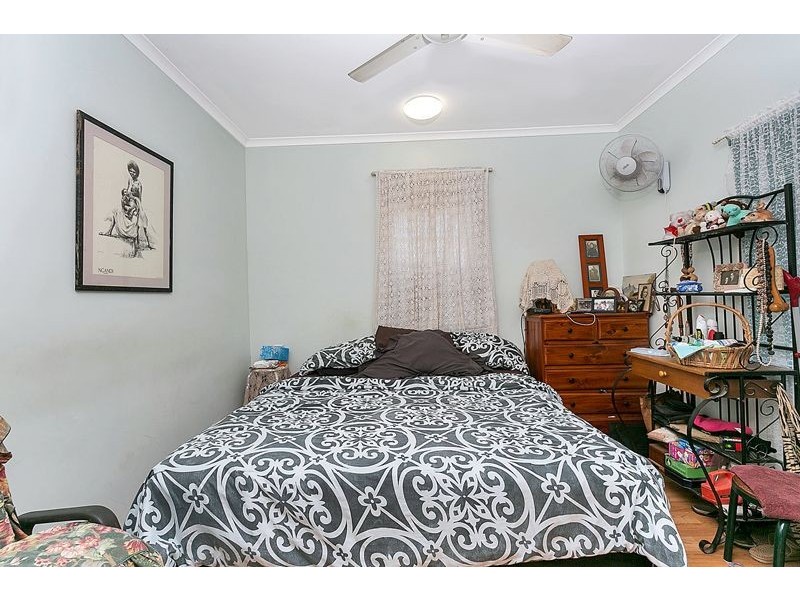 40-42 Mayers Street, Manunda QLD 4870