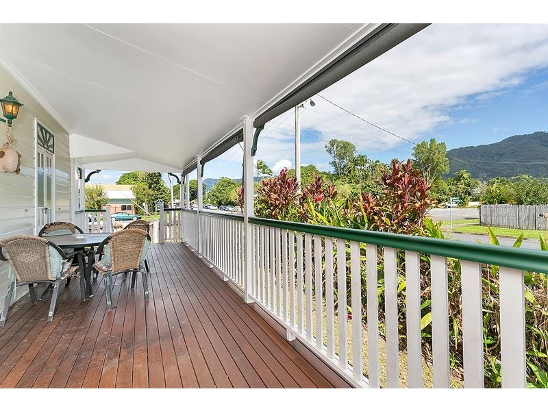 40-42 Mayers Street, Manunda QLD 4870