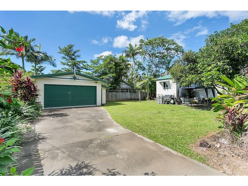 40-42 Mayers Street, Manunda QLD 4870