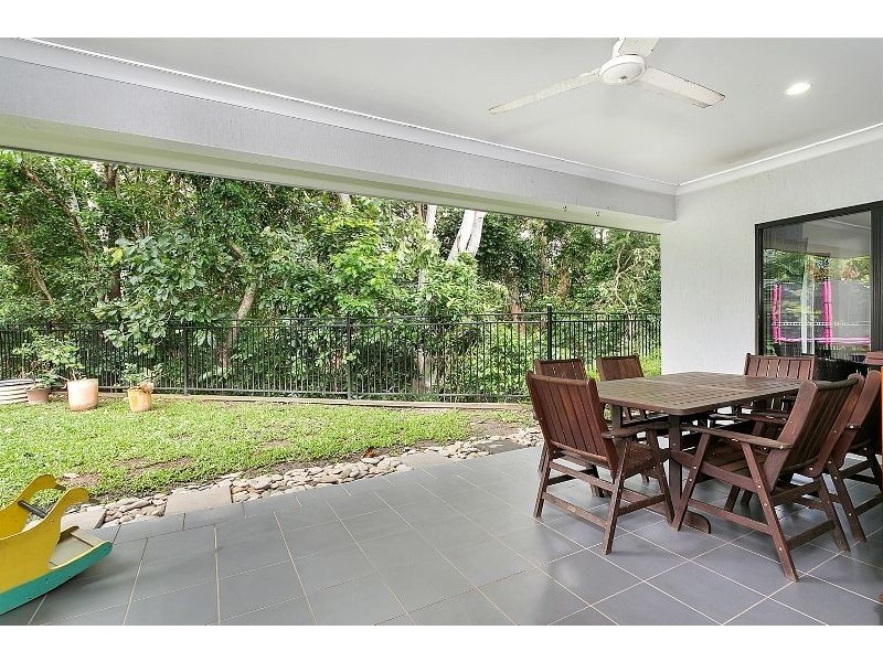 4 Petrie Close, Kewarra Beach QLD 4879