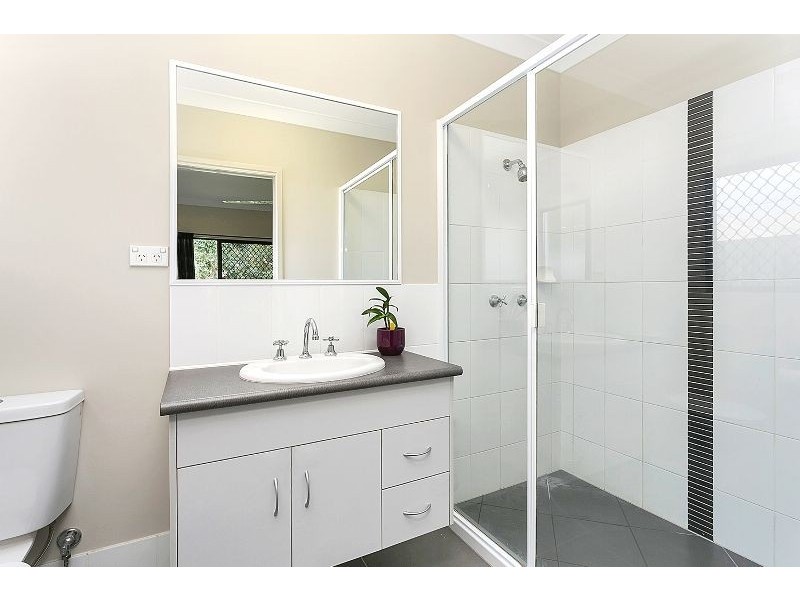 4 Petrie Close, Kewarra Beach QLD 4879