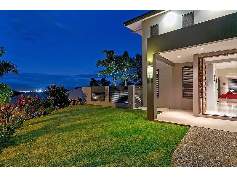 69 McFarlane Drive, Kanimbla QLD 4870