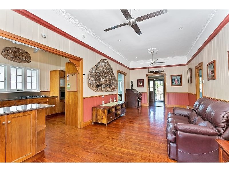 140 Martyn Street, Parramatta Park QLD 4870