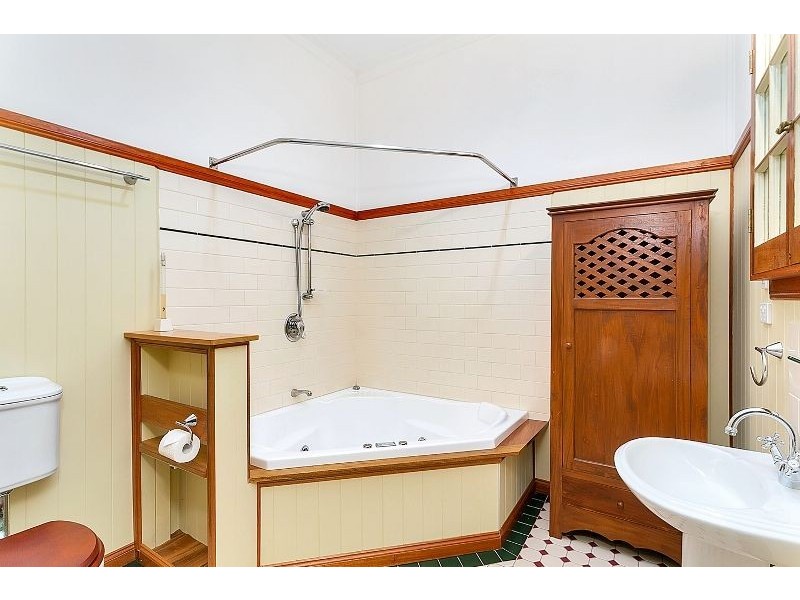 140 Martyn Street, Parramatta Park QLD 4870