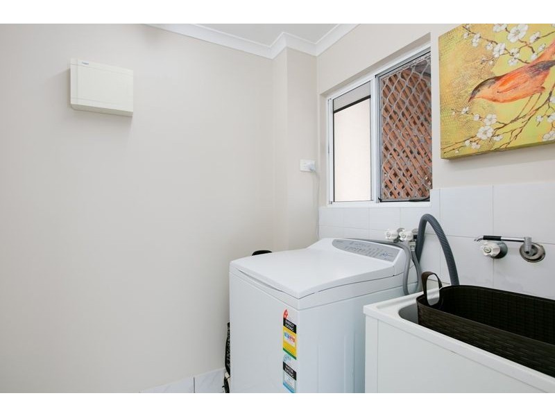 8/17 Vallely Street, Freshwater QLD 4870