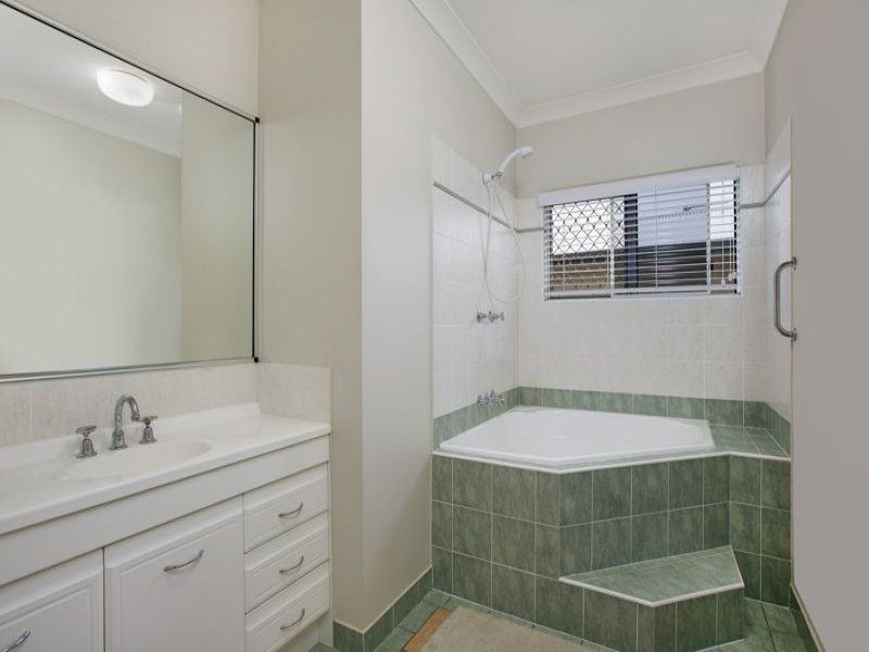 42 Orton Avenue, Kewarra Beach QLD 4879