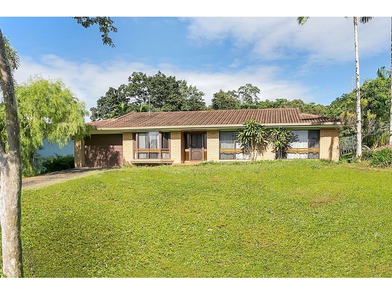 3 Hermes Close, Mooroobool QLD 4870