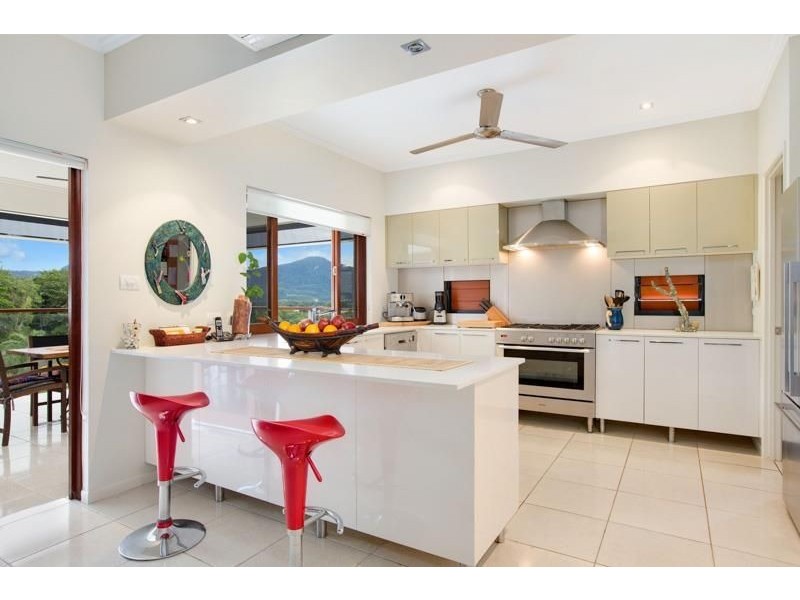 3 Riverview Close, Freshwater QLD 4870