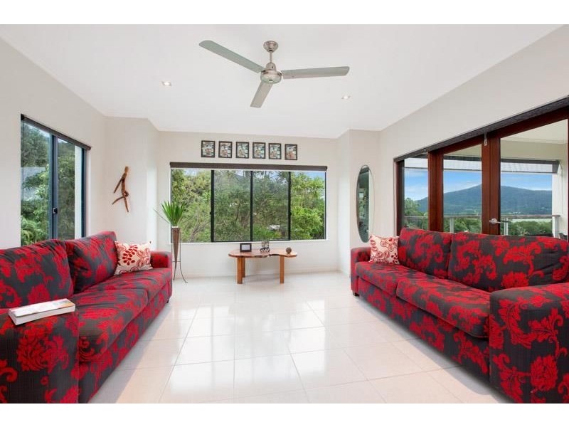 3 Riverview Close, Freshwater QLD 4870