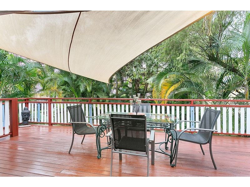 16 Clare Street, Parramatta Park QLD 4870