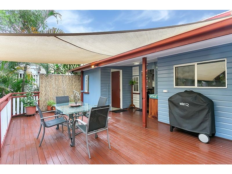 16 Clare Street, Parramatta Park QLD 4870