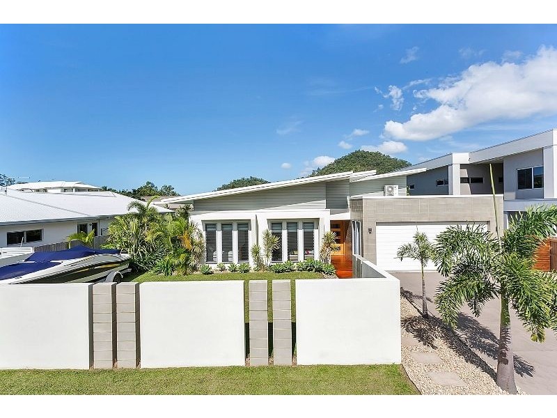 7 Lagoon Drive, Trinity Beach QLD 4879