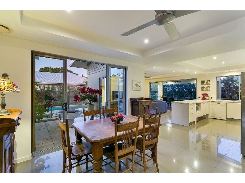 7 Lagoon Drive, Trinity Beach QLD 4879