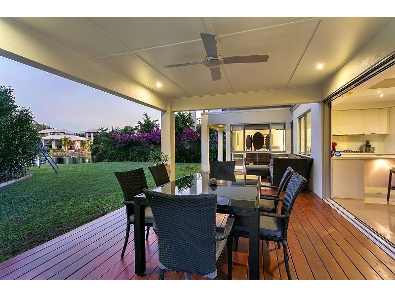 7 Lagoon Drive, Trinity Beach QLD 4879