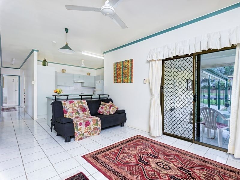 5 Wedelia Court, Mooroobool QLD 4870