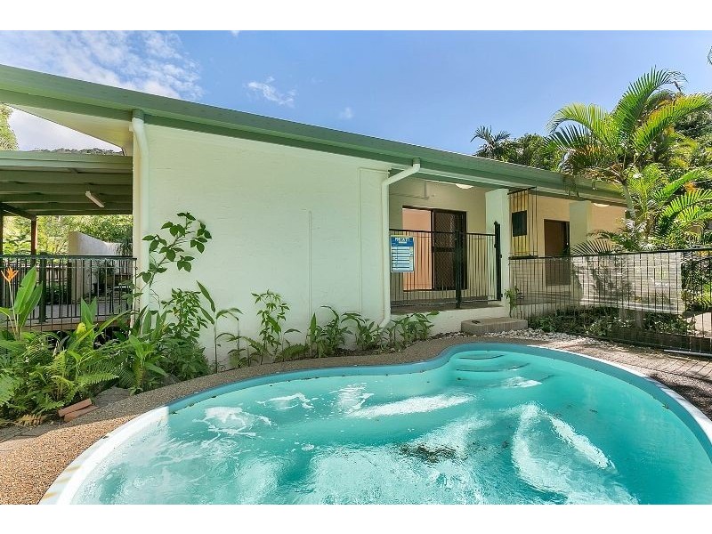 7 Buchan Street, Palm Cove QLD 4879