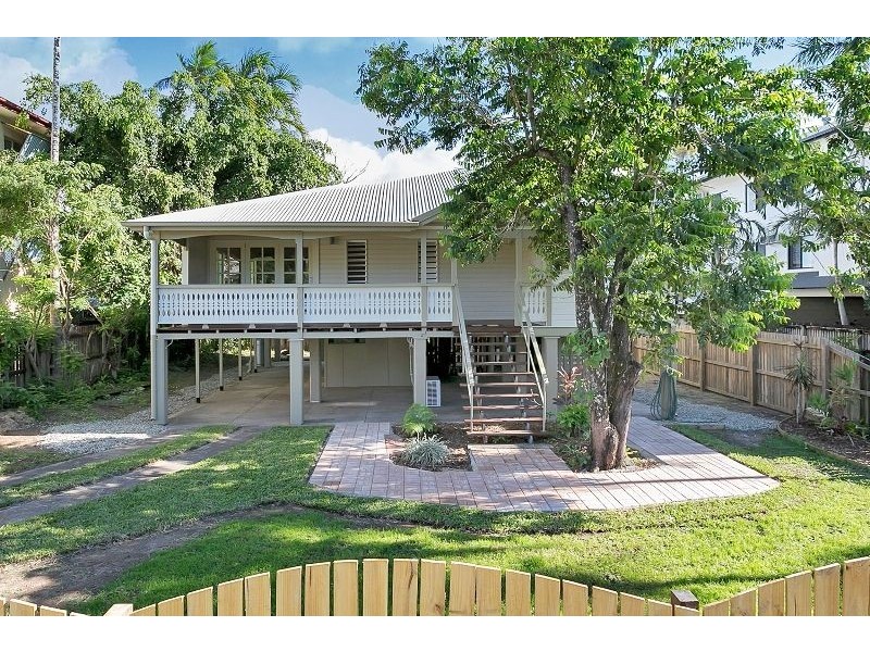 5 Pembroke Street, Parramatta Park QLD 4870