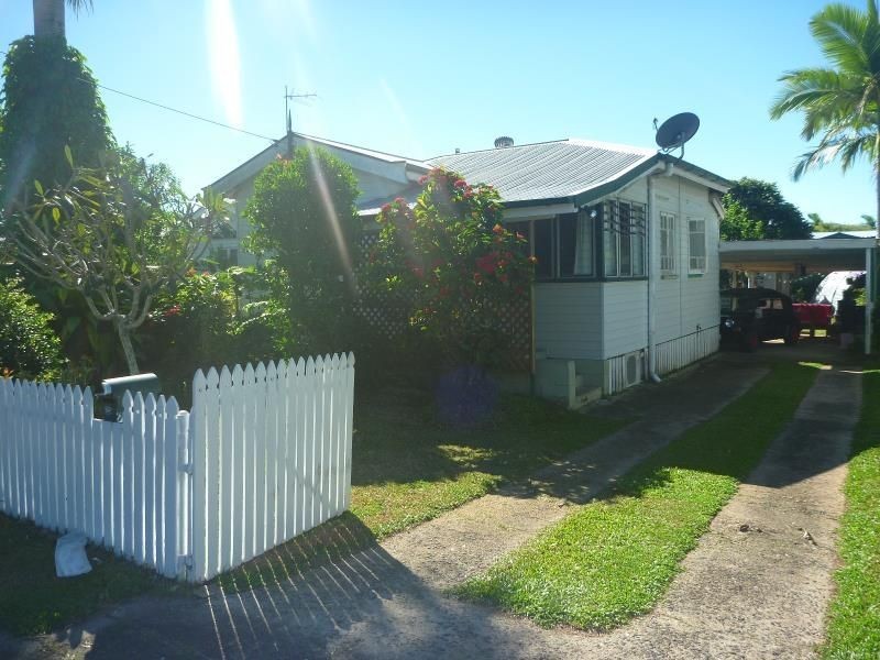 284 Pease Street, Edge Hill QLD 4870