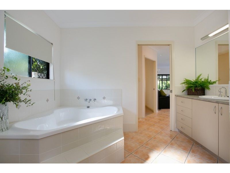 19 Narabeen Street, Kewarra Beach QLD 4879