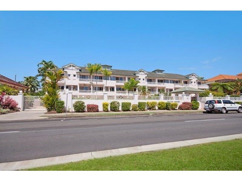 10/267 Esplanade, Cairns North QLD 4870