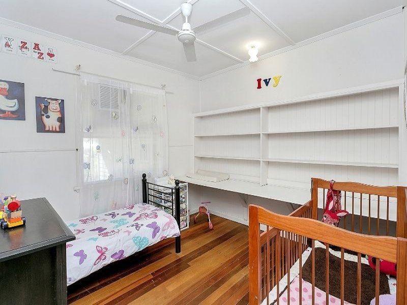 45 Koch Street, Mooroobool QLD 4870