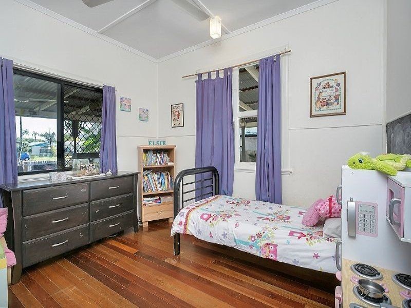 45 Koch Street, Mooroobool QLD 4870