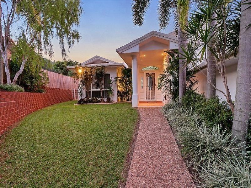 12 Barcoo Close, Bentley Park QLD 4869