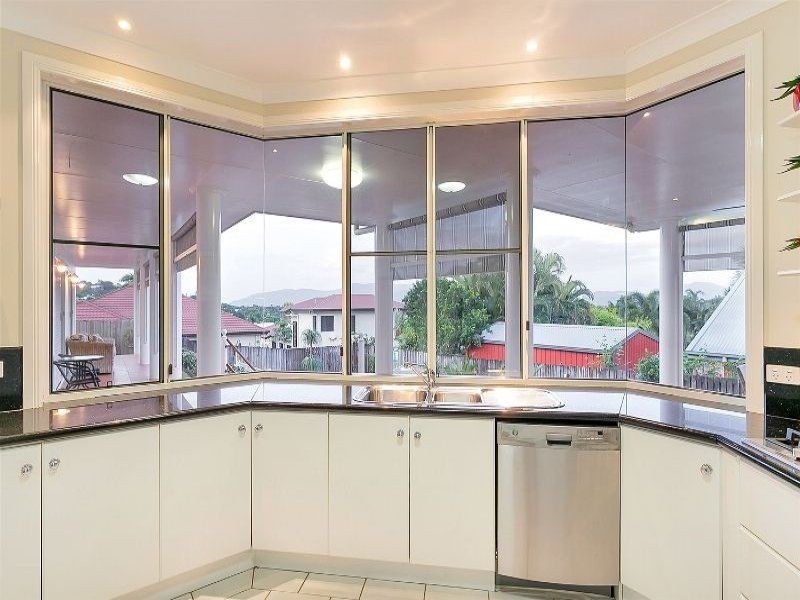 12 Barcoo Close, Bentley Park QLD 4869