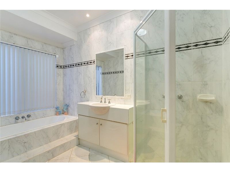 12 Barcoo Close, Bentley Park QLD 4869