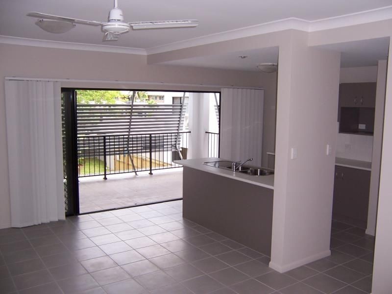 11/4-6 Olive, Manoora QLD 4870