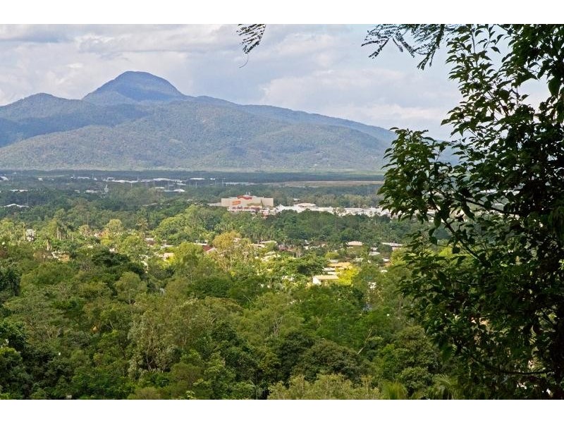8A Forum Close, Cairns QLD 4870