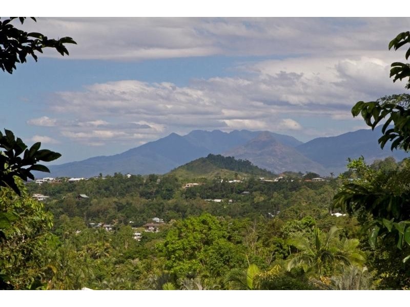 8A Forum Close, Cairns QLD 4870