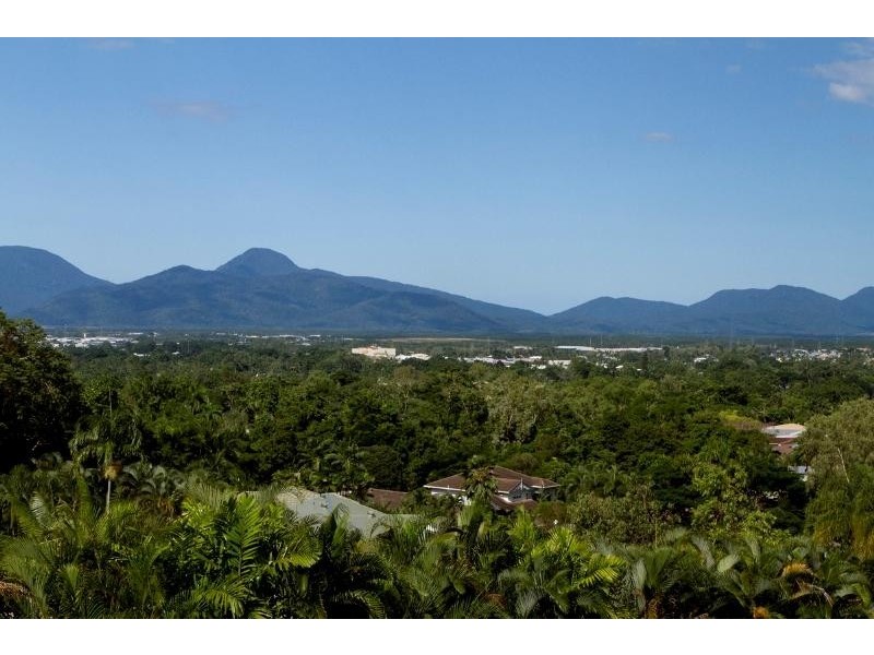 8A Forum Close, Cairns QLD 4870