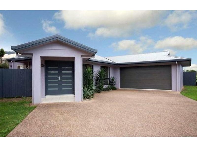 15 Starr Cl, Bentley Park QLD 4869