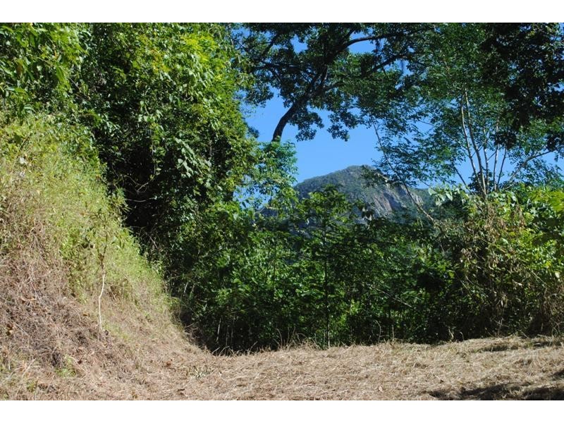 5 6 Cananga Close, Kamerunga QLD 4870