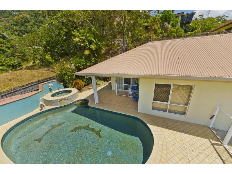55 Summer Hill Drive, Mooroobool QLD 4870